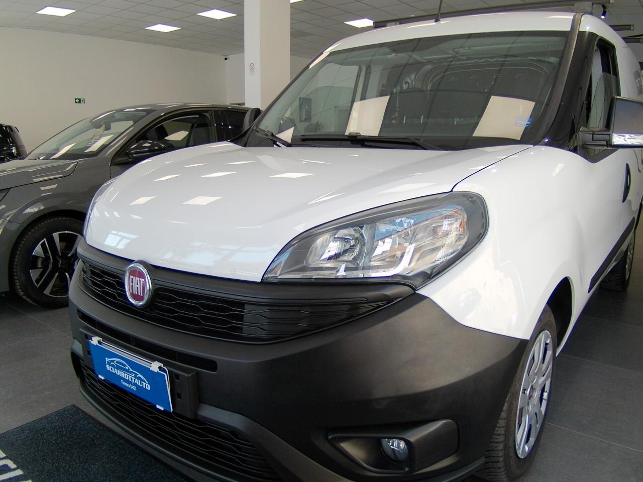 Fiat Doblò 1.6 MJT 105CV S&S 3 posti Cargo Lounge