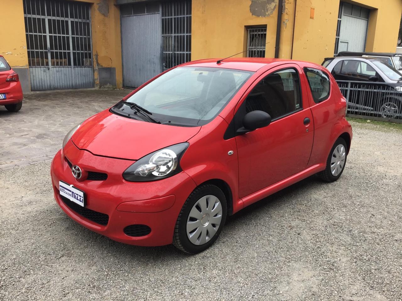 Toyota Aygo 1.0 12V VVT-i 3 porte Sol