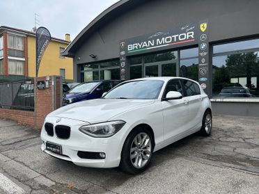 Bmw 120 120d 5p. Unique