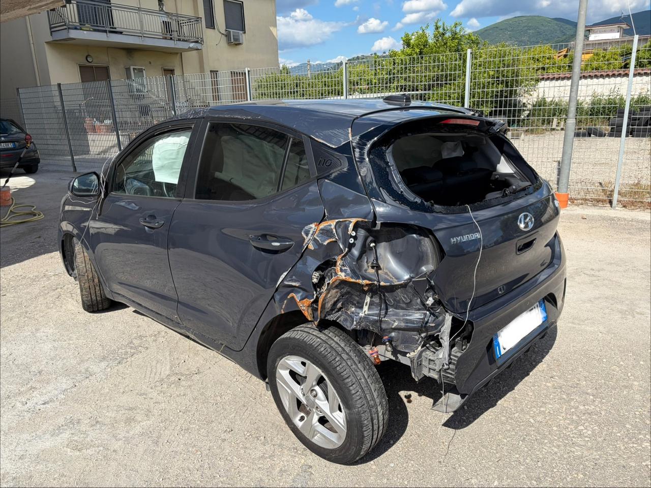 Hyundai i10 1.0 GPL Econext Tech Sinistrata