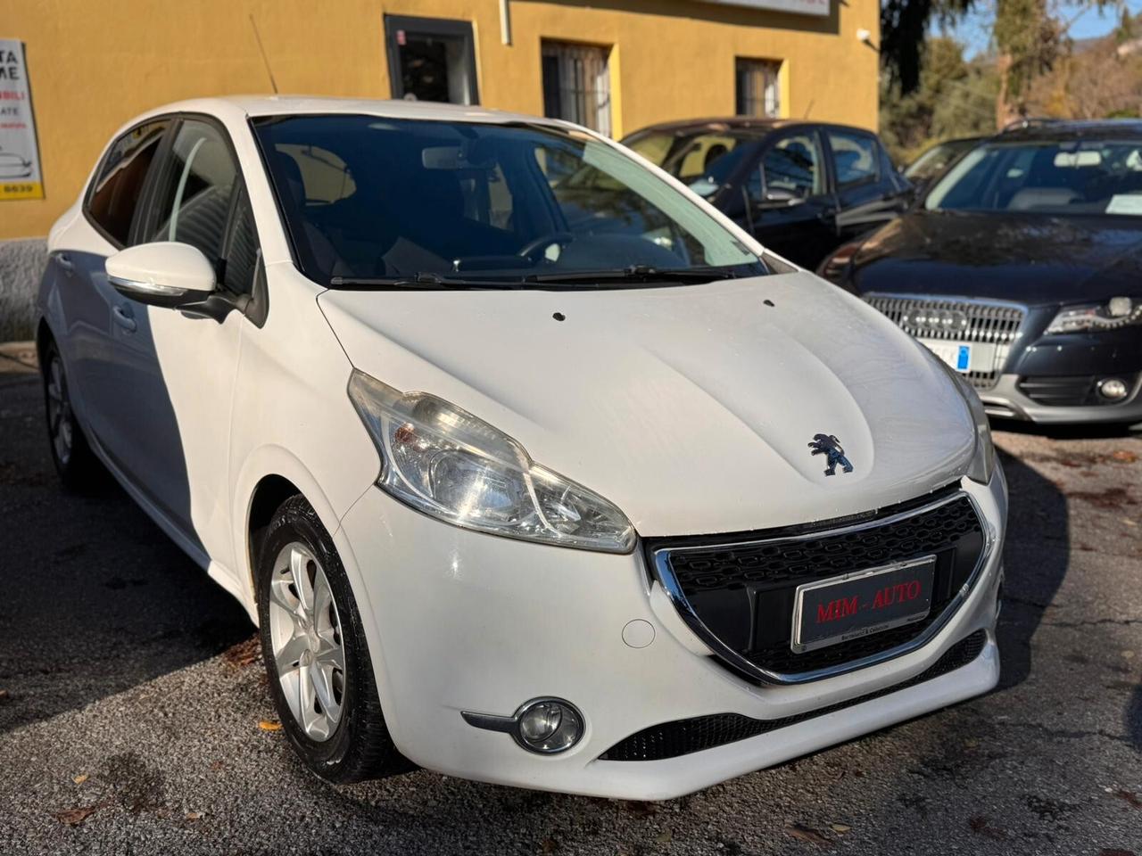Peugeot 208 1.2 VTi 82 CV 5porte Allure GARANZIA 1 ANNO