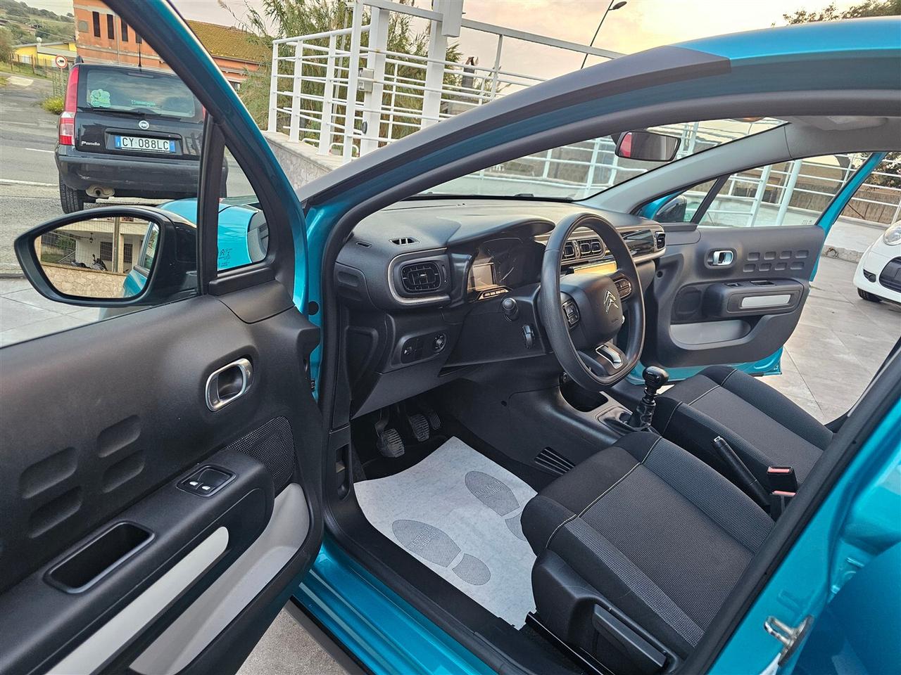 Citroen C3 BlueHDi 100CV Shine Pack