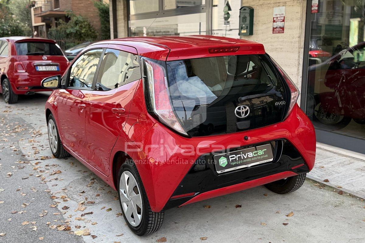 TOYOTA Aygo 1.0 VVT-i 69 CV 5 porte x-wave