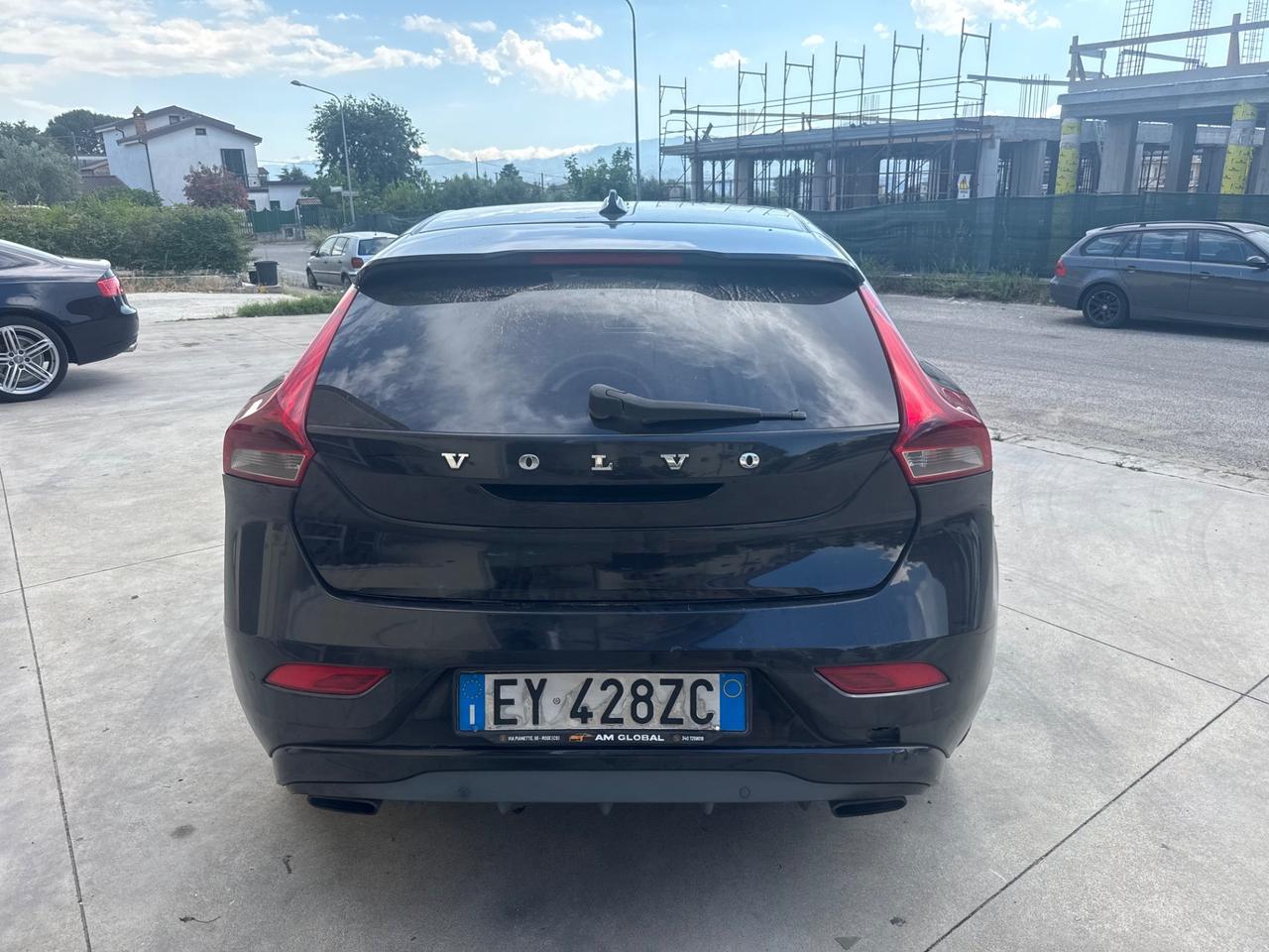 Volvo V40 D2 1.6 D3 R-design automatica