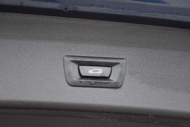 BMW X1 sDrive18d xLine *Led, Pelle*