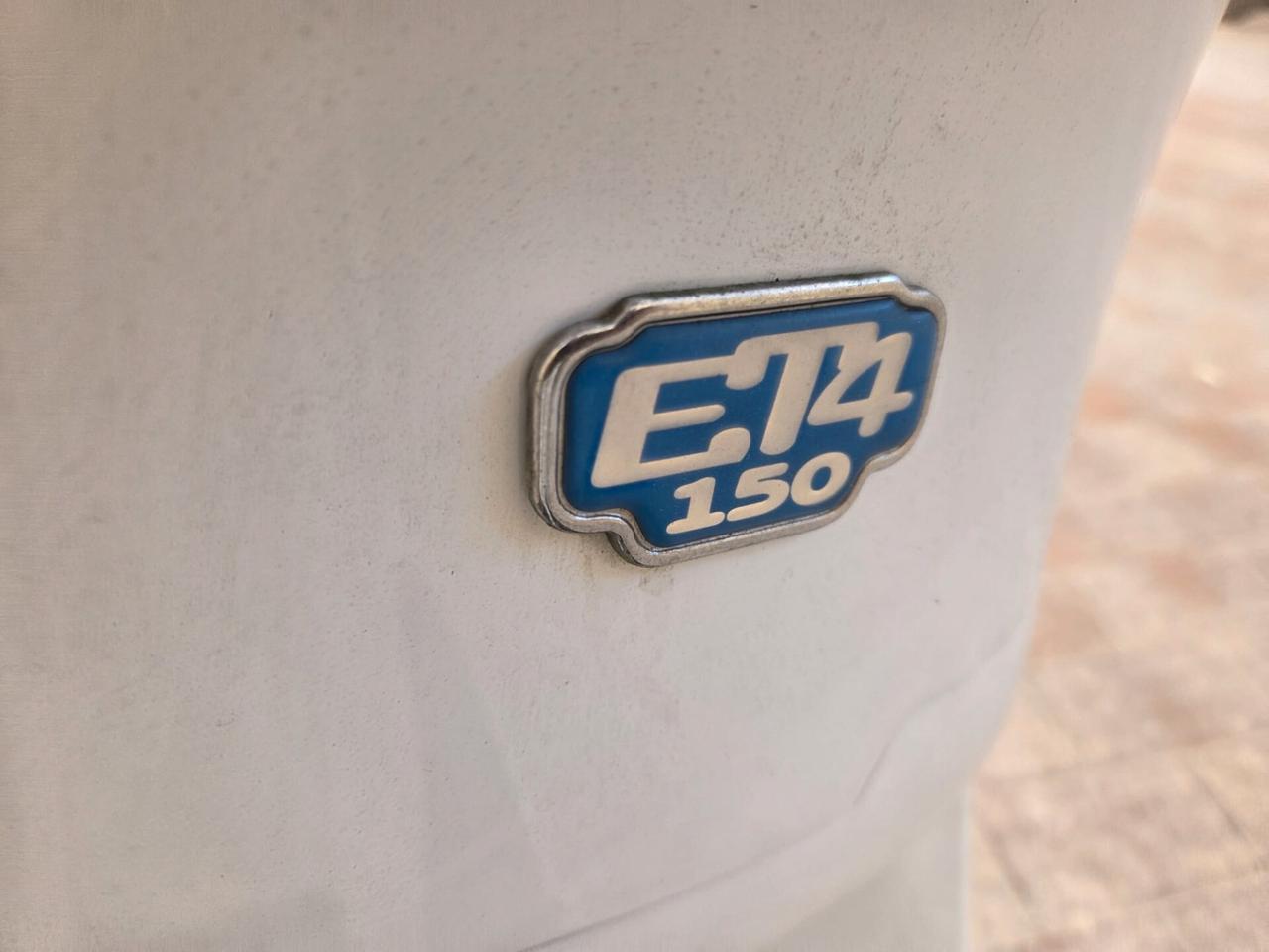 Piaggio Vespa 150 ET4
