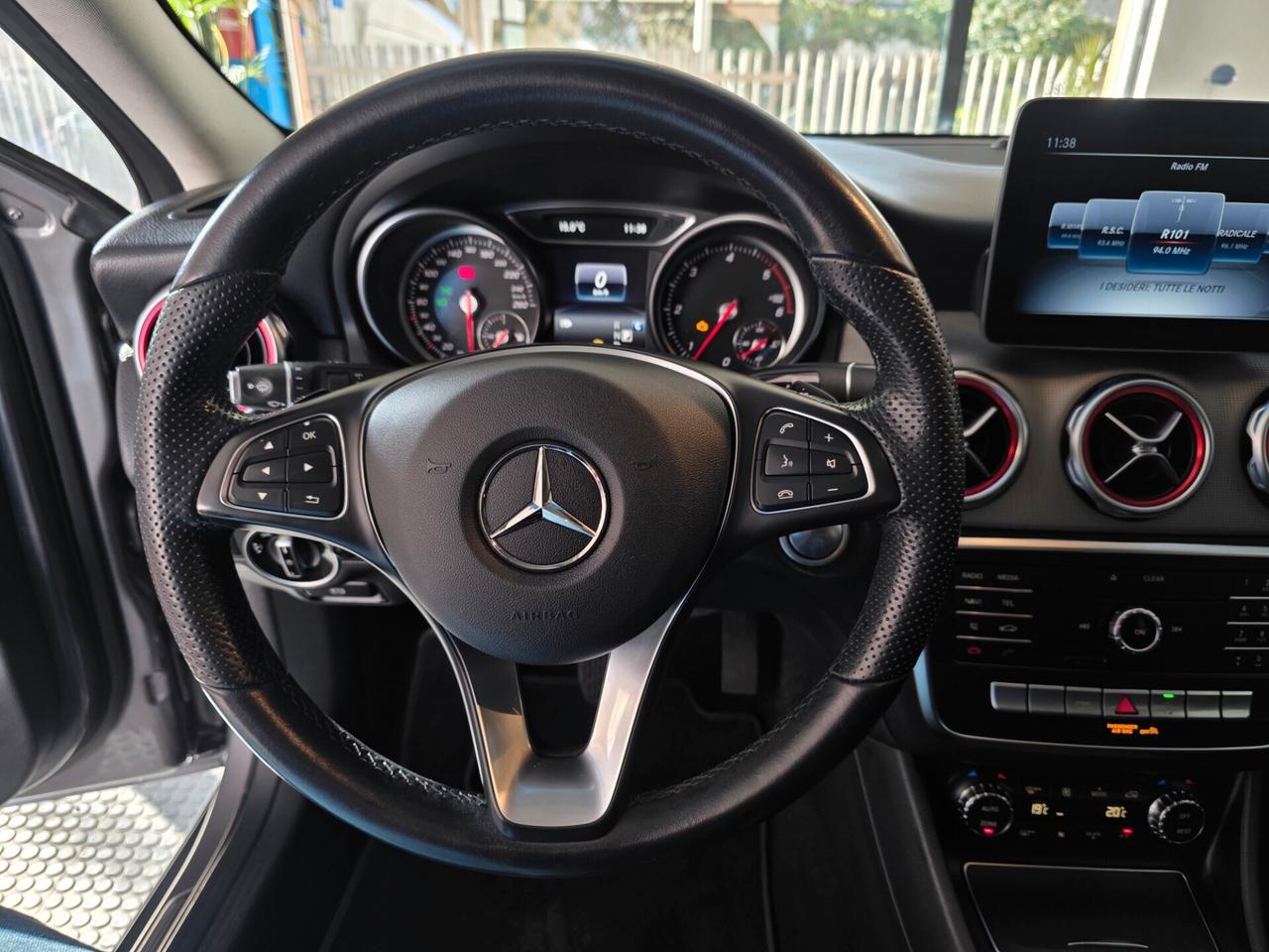 Mercedes-benz Gla200d Sport 2018 finanziabile