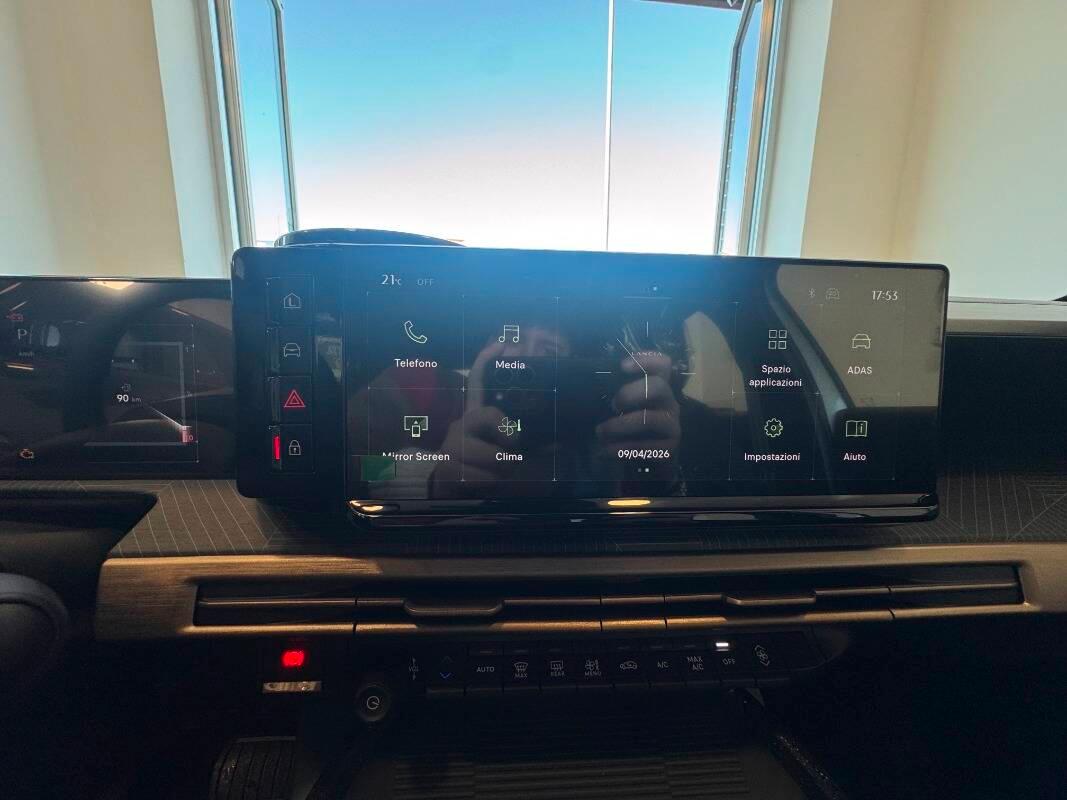 Lancia Ypsilon 1.2 mhev 110cv e-dct