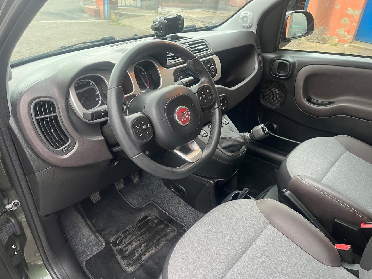 Fiat Panda 1.2 Cross-solo Km 30637-