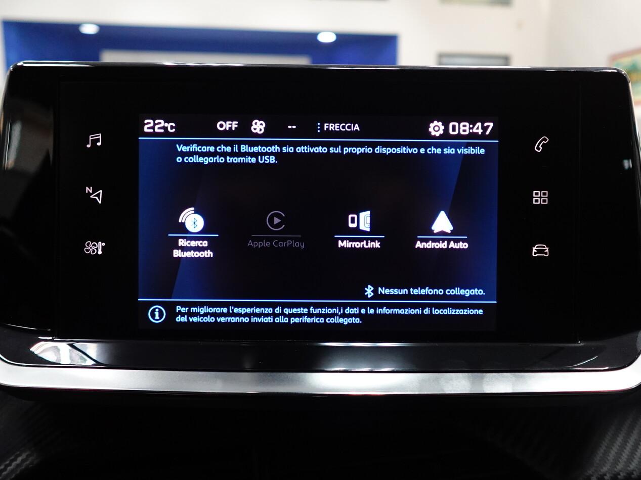 Peugeot 2008 1.2 PureTECH 100 CV ALLURE