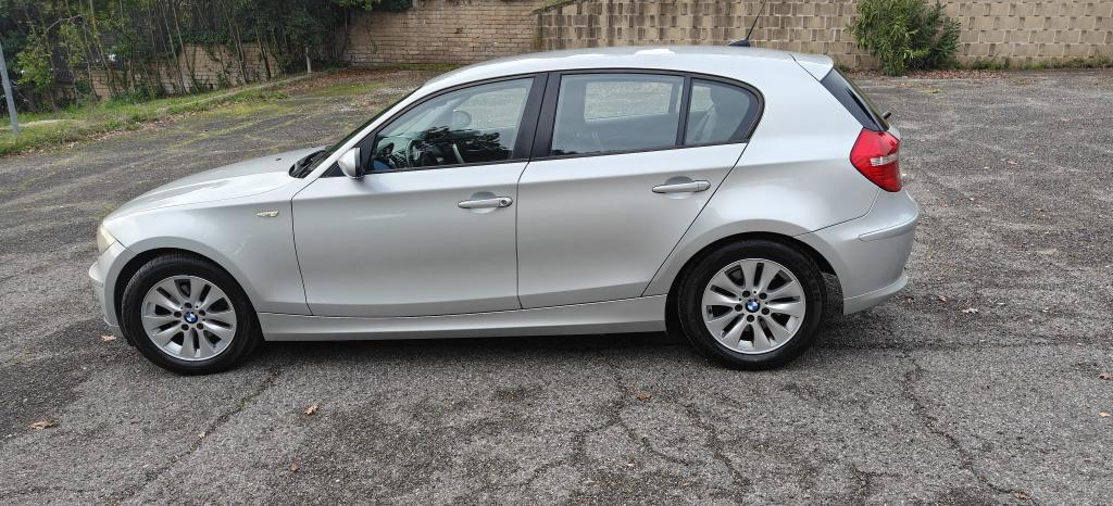 BMW Serie 1 5 Porte 118d 5p 2.0 143cv dpf Ottimo Stato