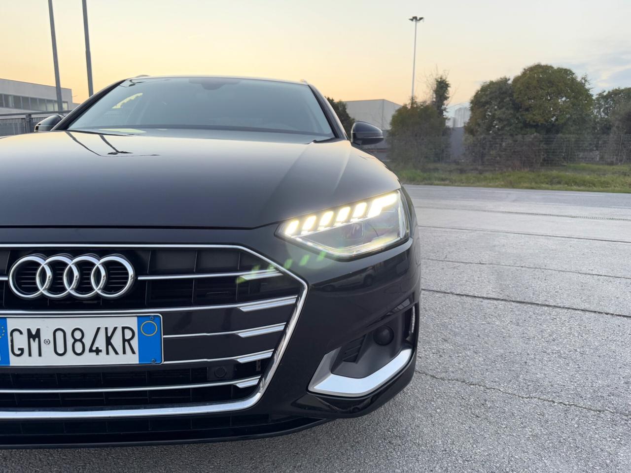 AUDI A4 2.0 Advanced S-Tronic - Virtual Matrix 18