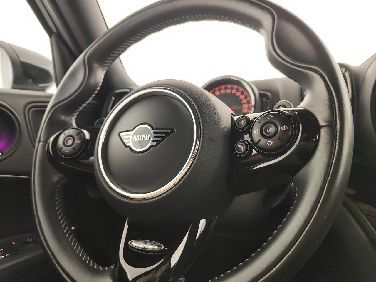 MINI Mini Countryman F60 2017 - Mini Countryman 2.0 Cooper SD Hype auto my18