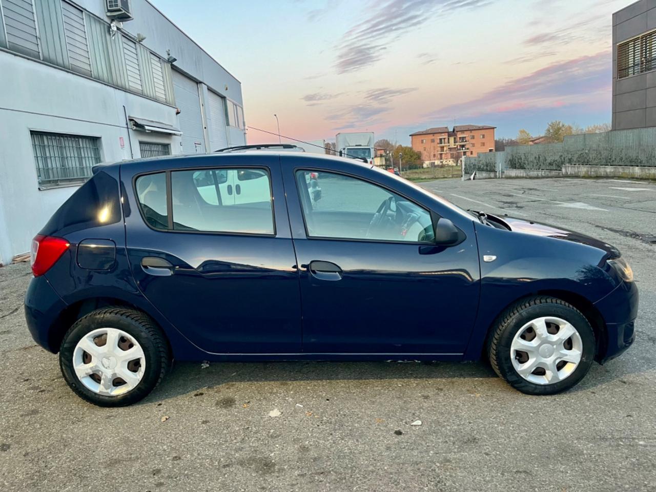 Dacia Sandero 1.2GPL(scadenza 2035) 2014 105.000km perfetta
