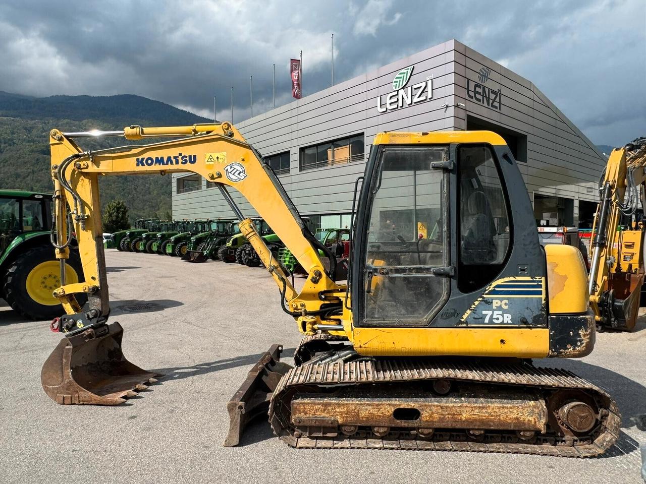 ESCAVATORE Komatsu PC 75R