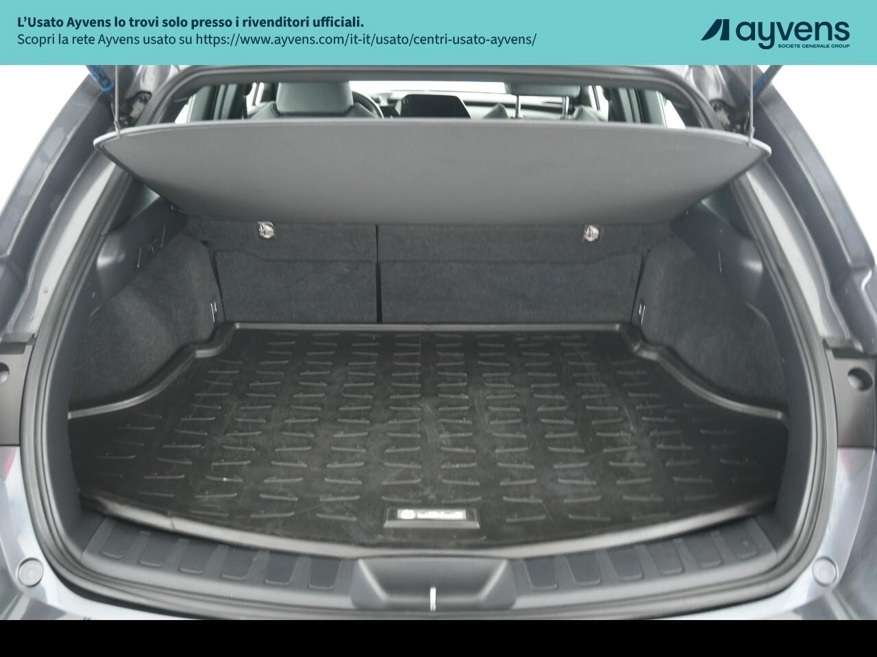 Lexus UX Hybrid Urban