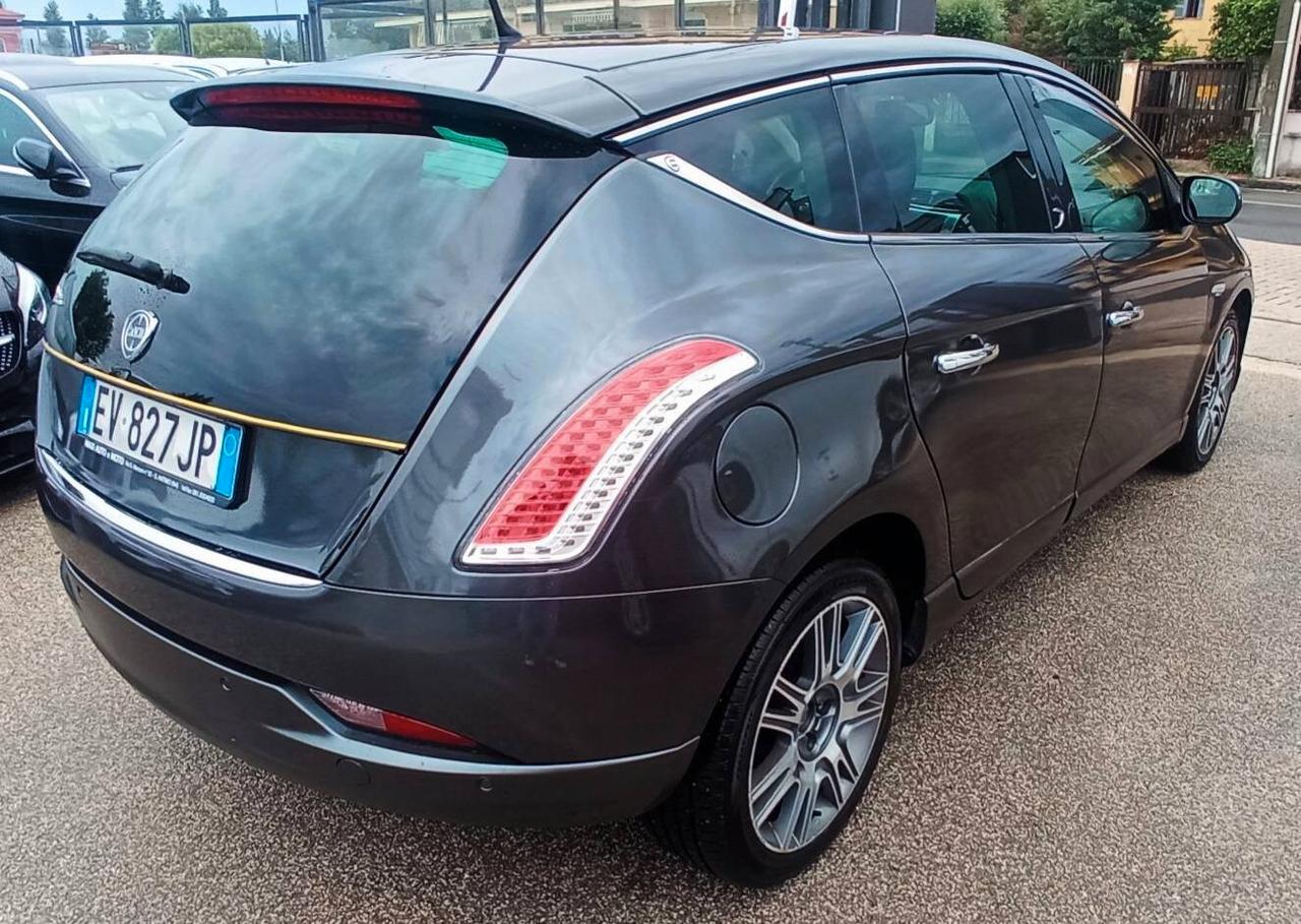 Lancia Delta SENZA BUSTA PAGA