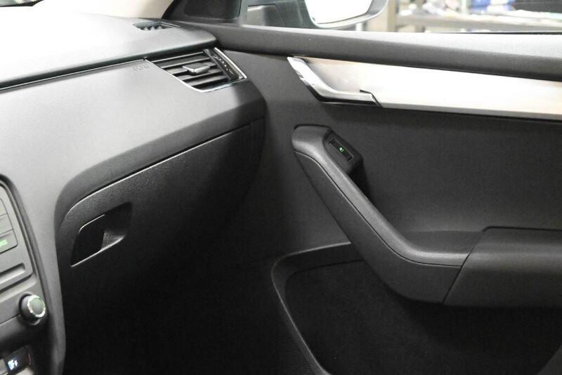 Skoda Octavia Octavia 1.6 TDI CR 105 CV Ambition