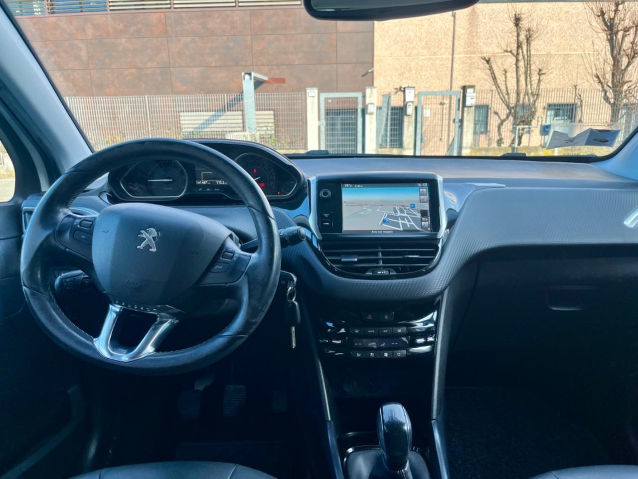 Peugeot 2008 1.6benz 2014 141.000km tagliandati