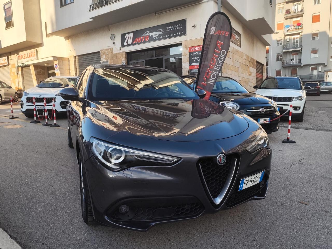 Alfa Romeo Stelvio 2.2 JTDM * 180 CV * Executive * Pelle * Navi * DISTRIBUZIONE E MODIFICA FATTE * Garantita 12 Mesi