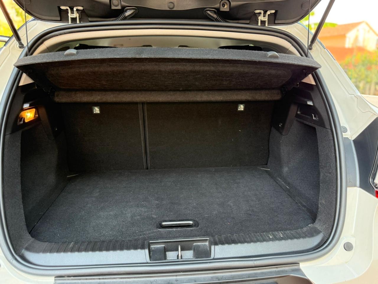 Renault Captur Blue dCi 115 CV EDC Intens
