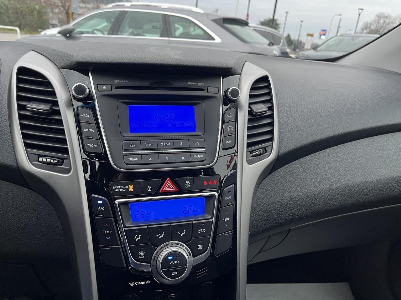 HYUNDAI I30 SW 1600 CRDI 110 CV COMFORT