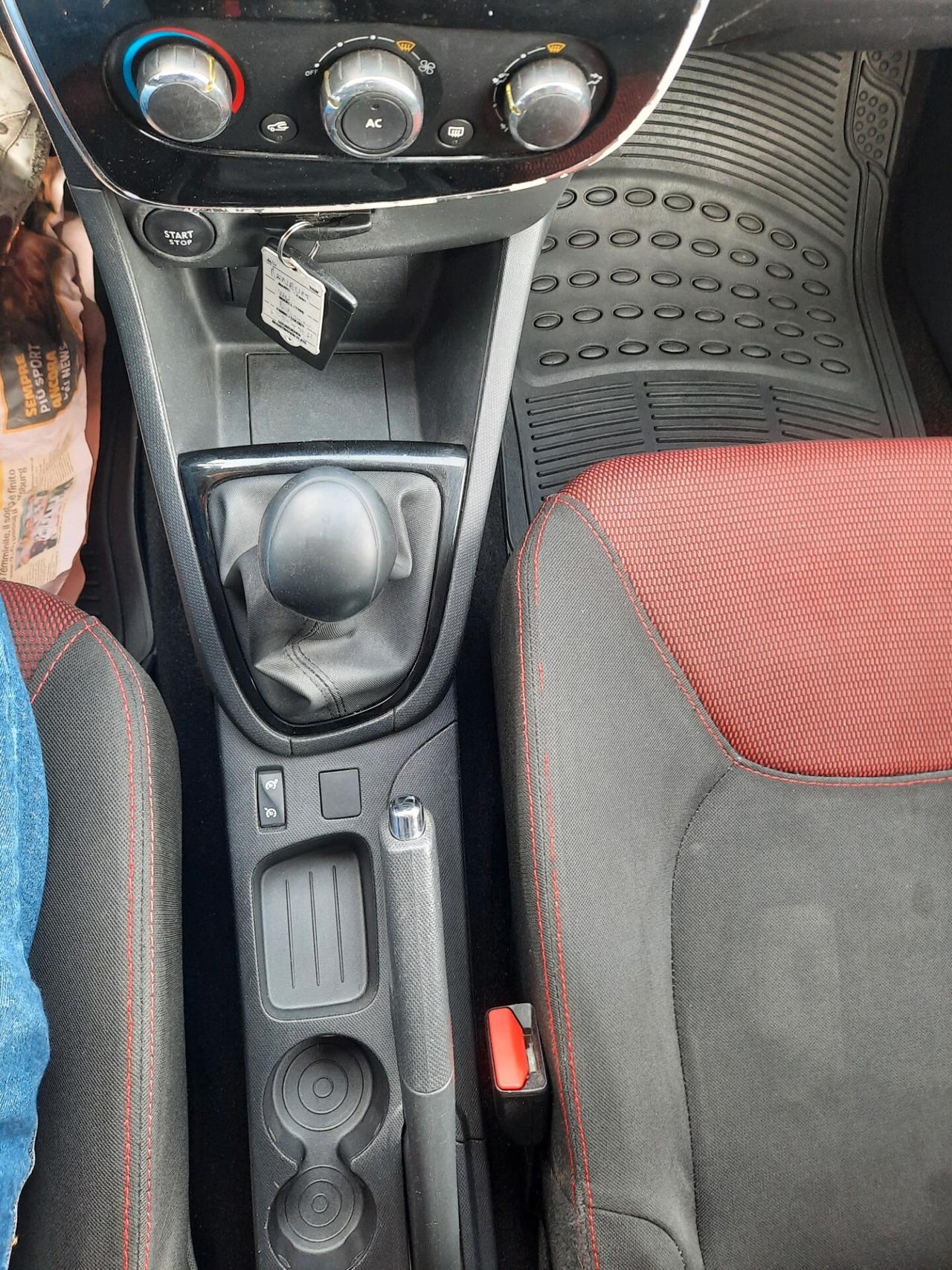 Renault Clio 1.2 75CV 5 porte Live OK NEOPATENTATI