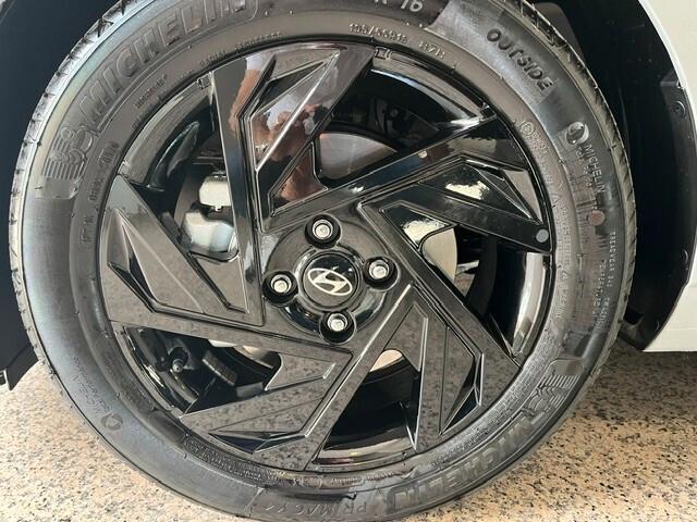 Hyundai i20 1.0 T-GDI 90 CV DARK LINE