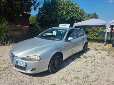 Alfa Romeo 147 GPL neopatentati