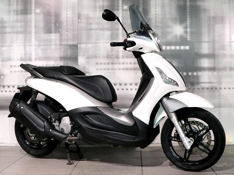 Piaggio Beverly 350 Sport Touring ABS