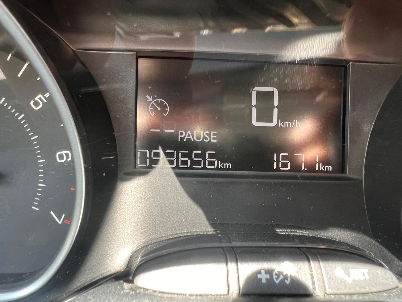 Peugeot 208 PureTech 82 5p. GPL Allure