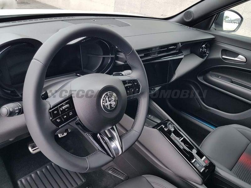 Alfa Romeo Junior Junior 1.2 ibrida Speciale 136cv edct6