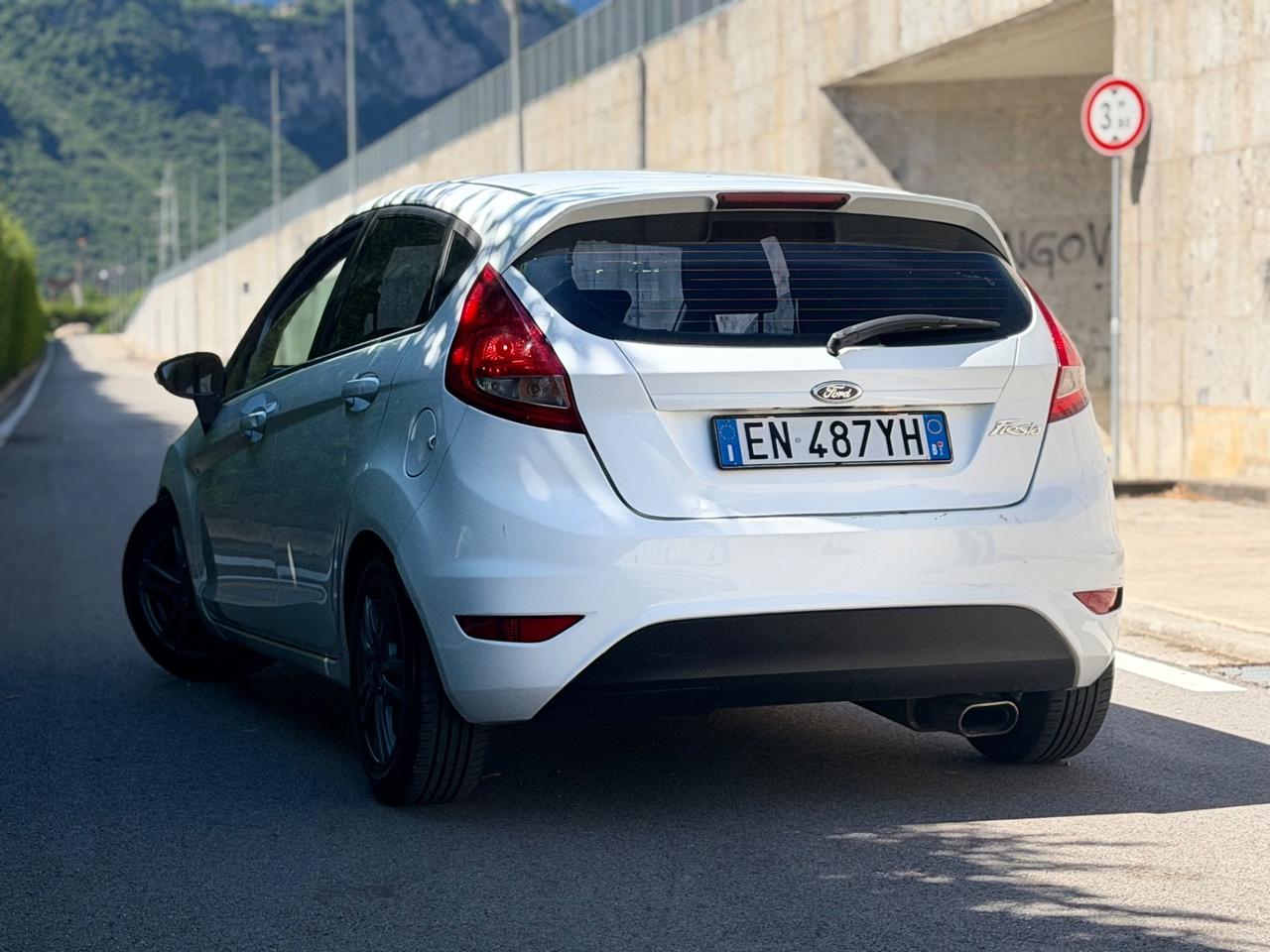 Ford Fiesta 1.2 60CV 5 porte OK NEOPATENTATI