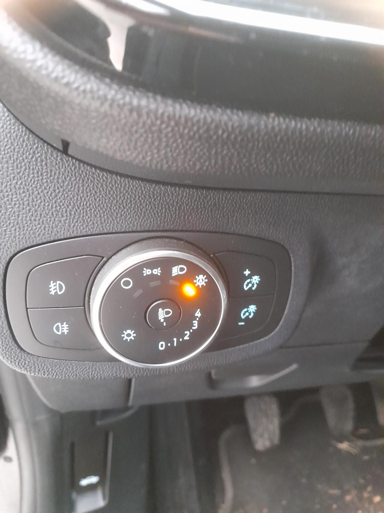 Ford Fiesta 1.1 75 CV GPL 5 porte