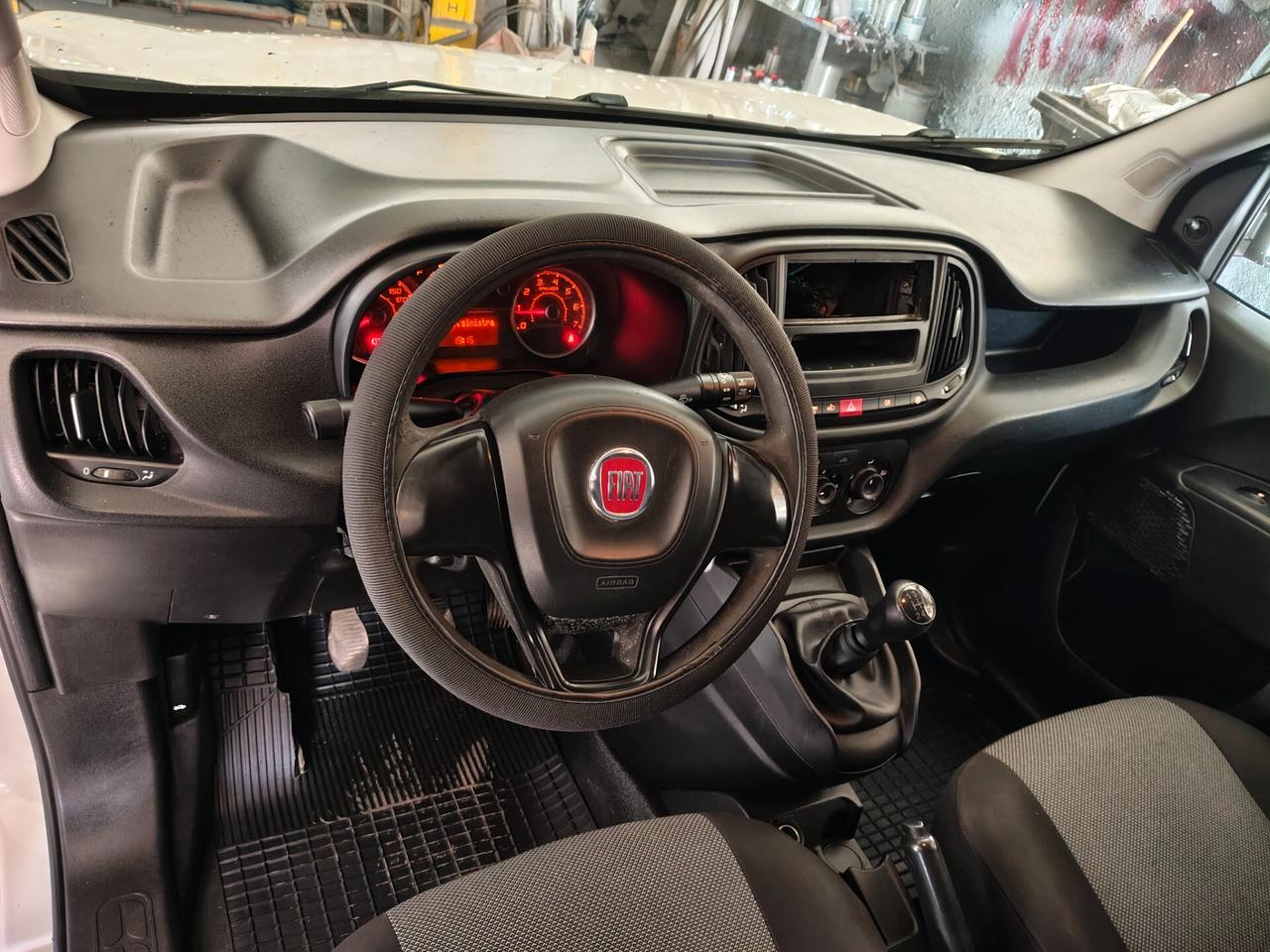 Fiat doblo 1.3 mj 95 CV anno 2020