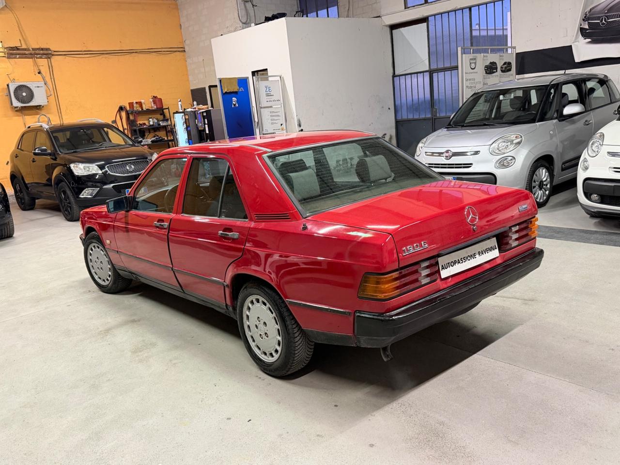 Mercedes-benz 190 2.0 E