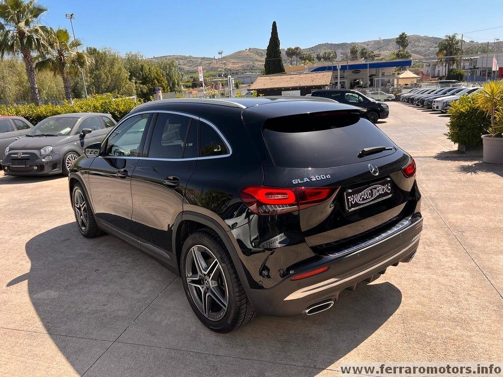 Mercedes GLA 200 d Automatic 4Matic Premium a 299 euro al mese