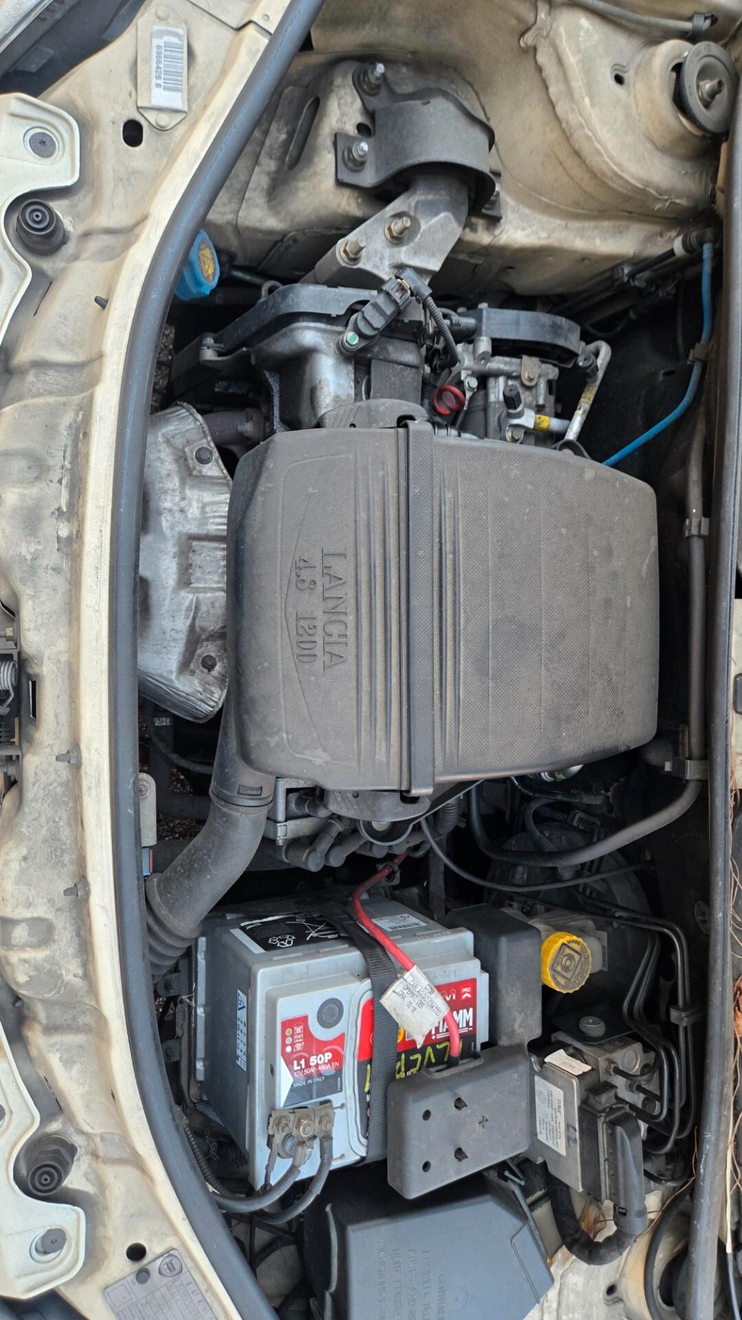 Lancia Ypsilon 1.2 Neopatentati 104600Km Euro4
