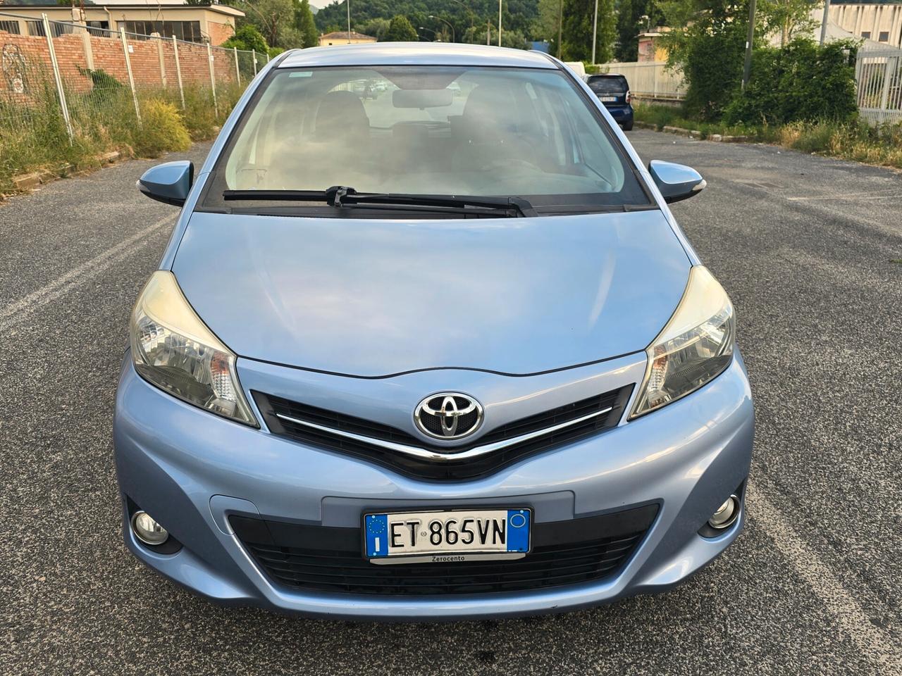 Toyota Yaris Sol