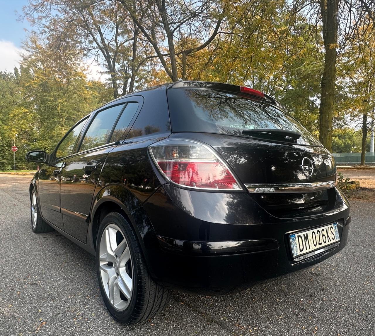 Opel Astra 1.7 CDTI 125CV 5 porte Cosmo