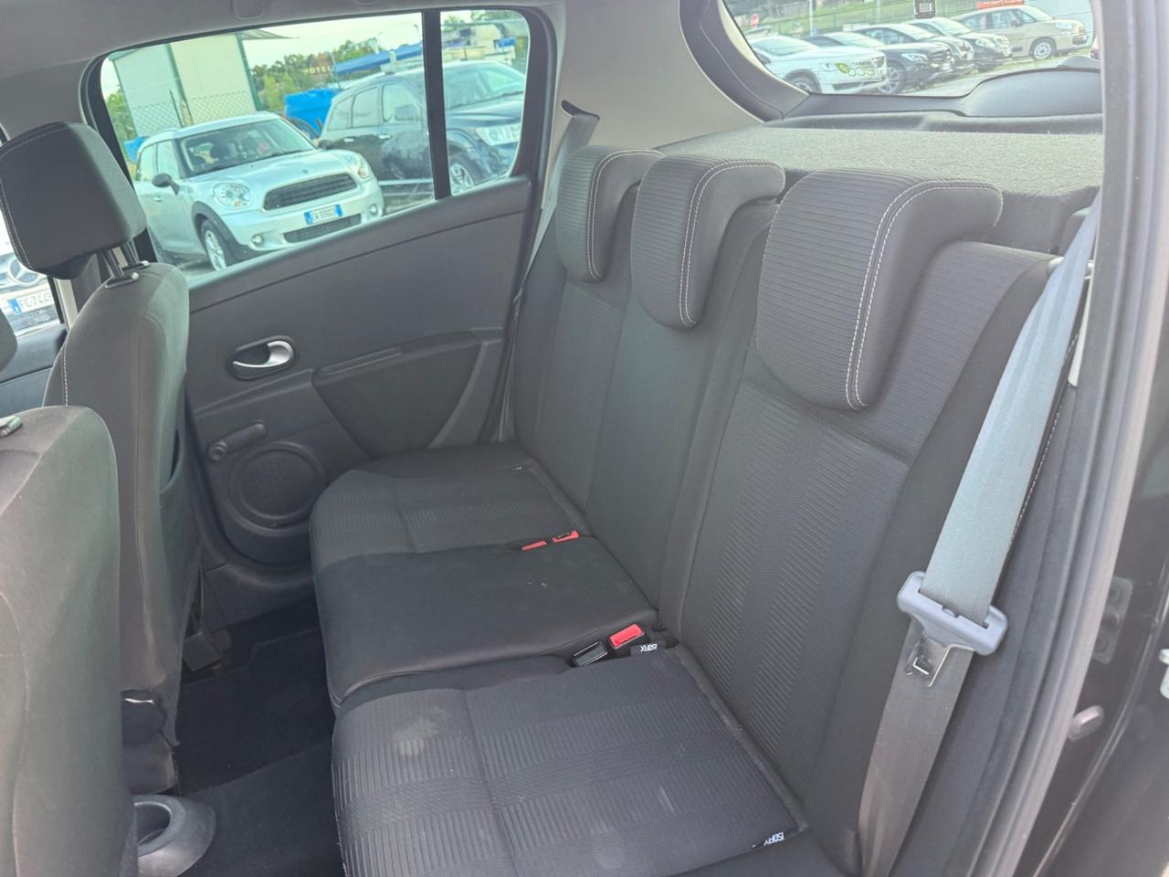 Renault Clio 1.2 16V 5 porte Luxe