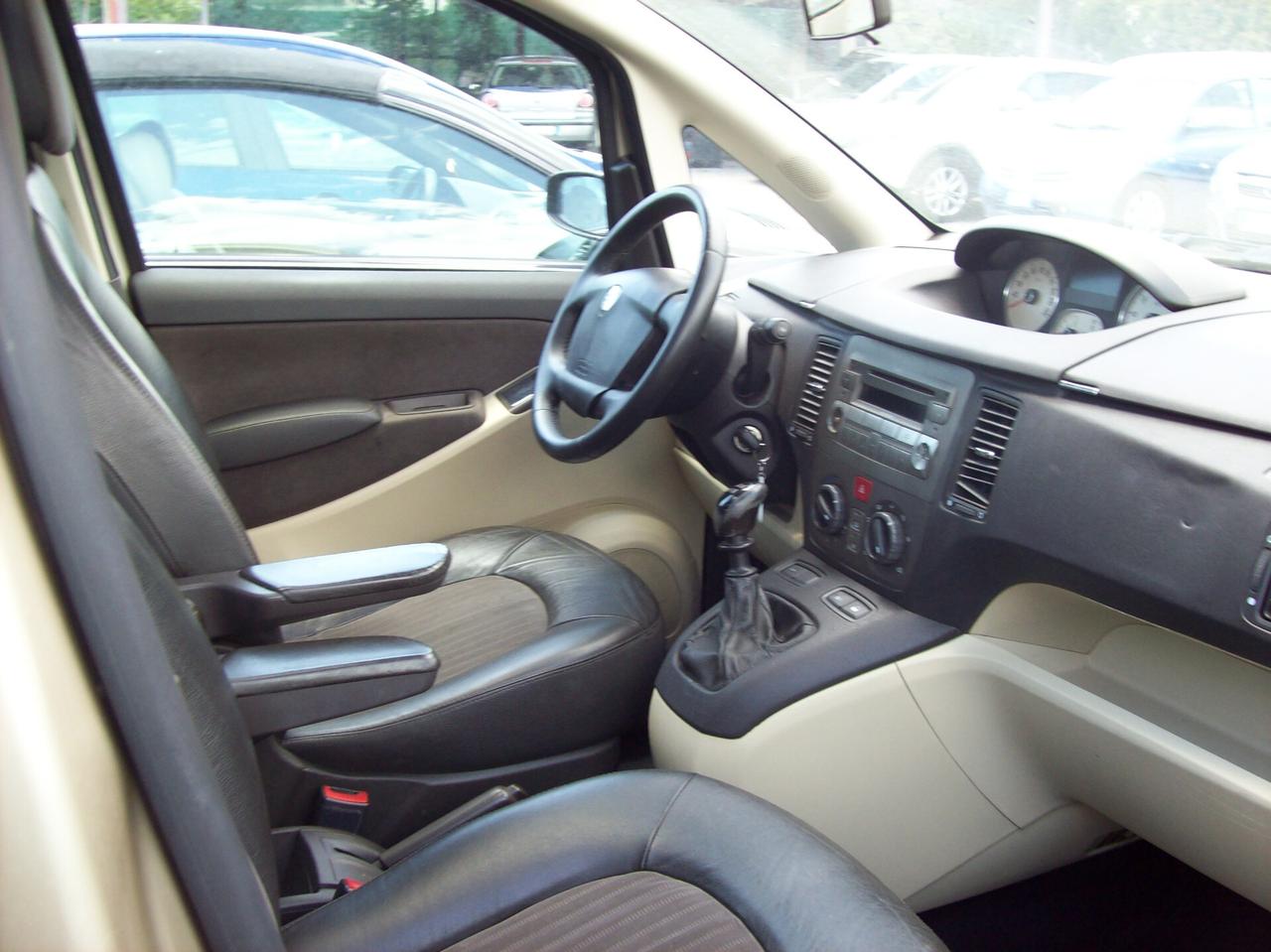 Lancia MUSA 1.3 Multijet 16V 70 CV Argento