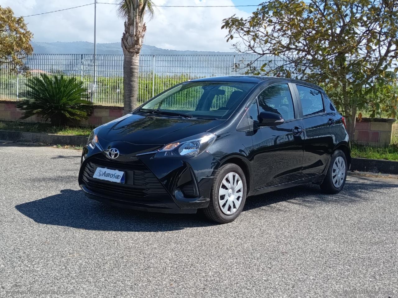 TOYOTA Yaris 1.0 72 CV 5p. Cool SOLO 29.000 KM