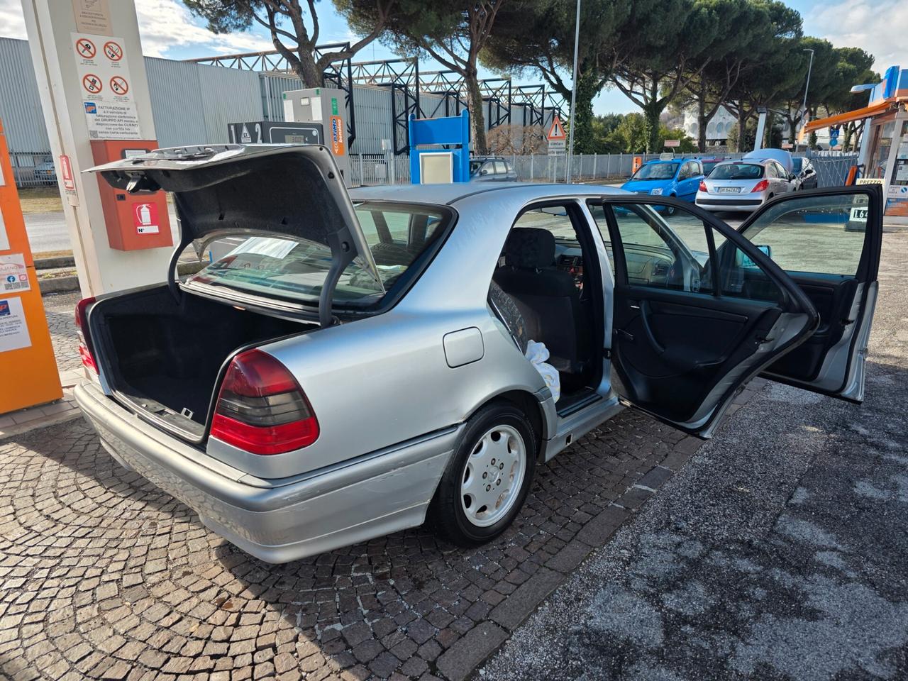 Mercedes-benz C 200 cat Classic con 167.000km Neopatentati ok