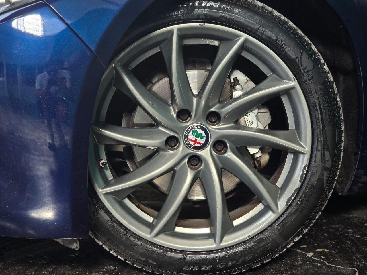 Alfa Romeo Giulia 2.2 TD 150cv AT8