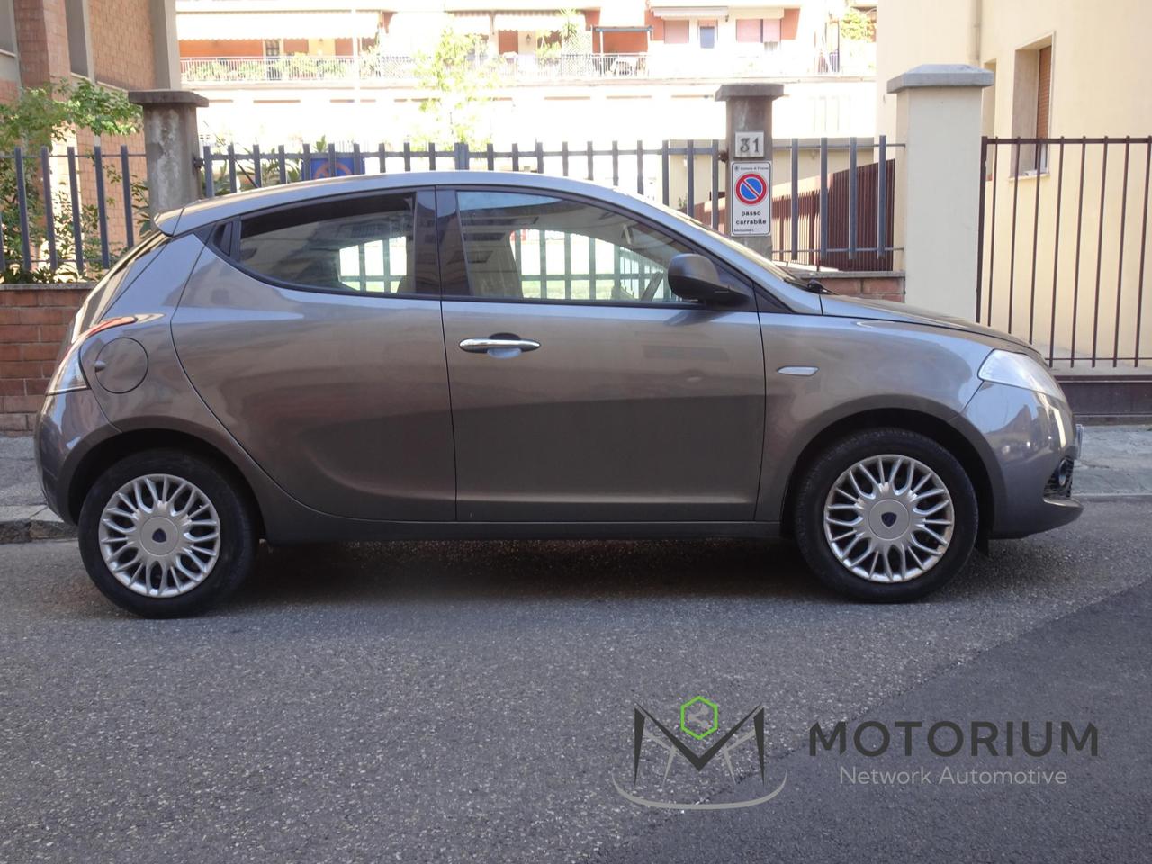 Lancia Ypsilon 1.2 69 CV 5 porte GPL NEOPATENTATI