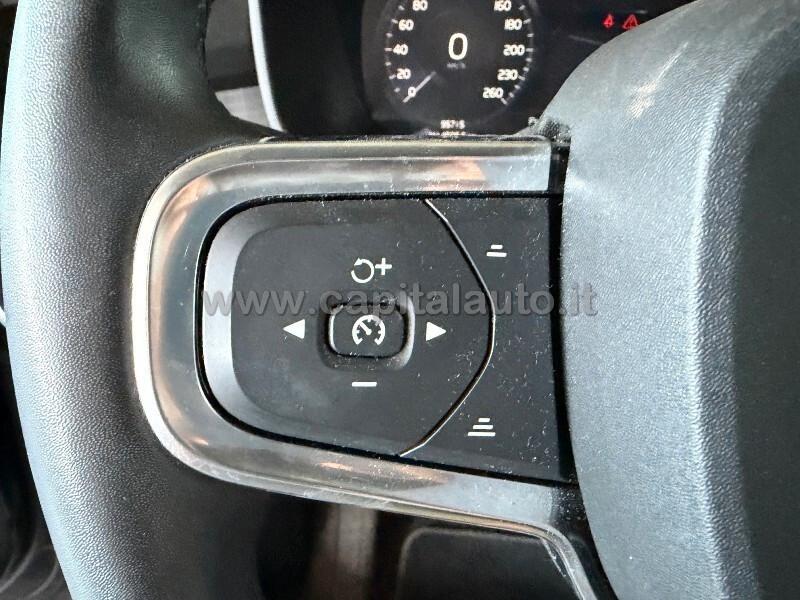 Volvo XC40 1.5 T4 Plug-in Hybrid Inscription NETTO 11500 CAMBIO KO