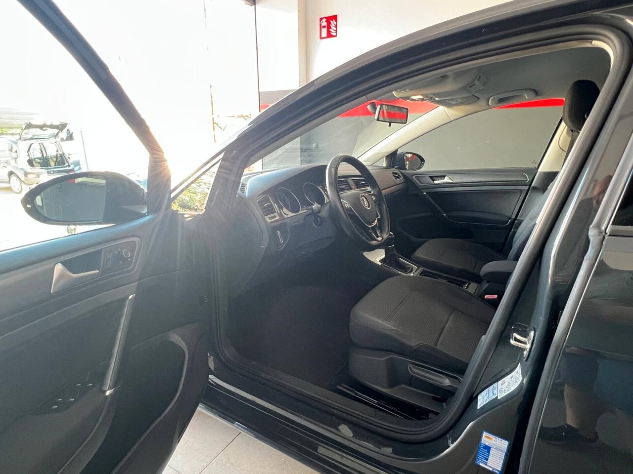 Volkswagen Golf 1.6 TDI 115 CV 5p. Business BlueMotion Technology