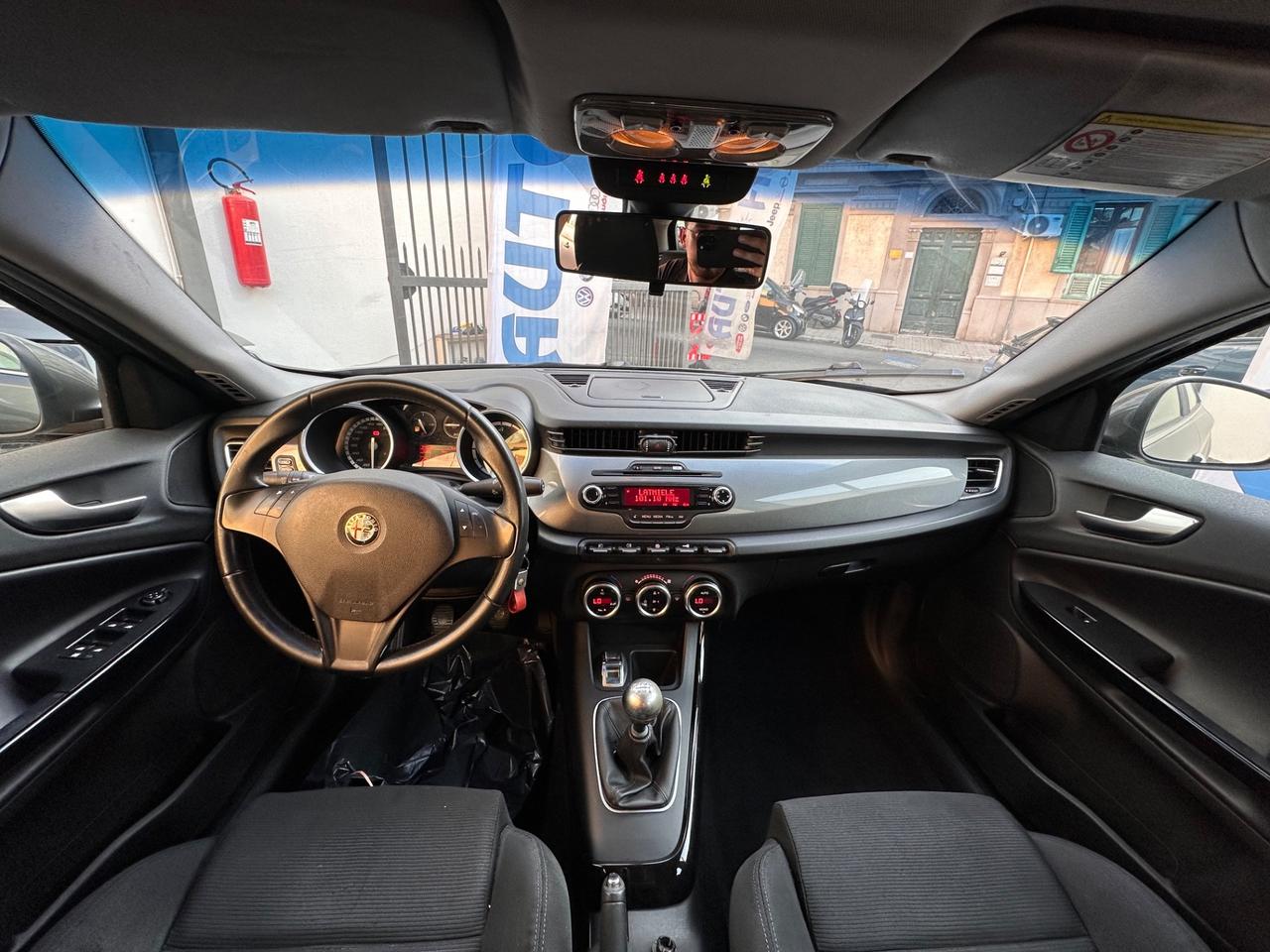 Alfa Romeo Giulietta 2.0 JTDm-2 140 CV Distinctive