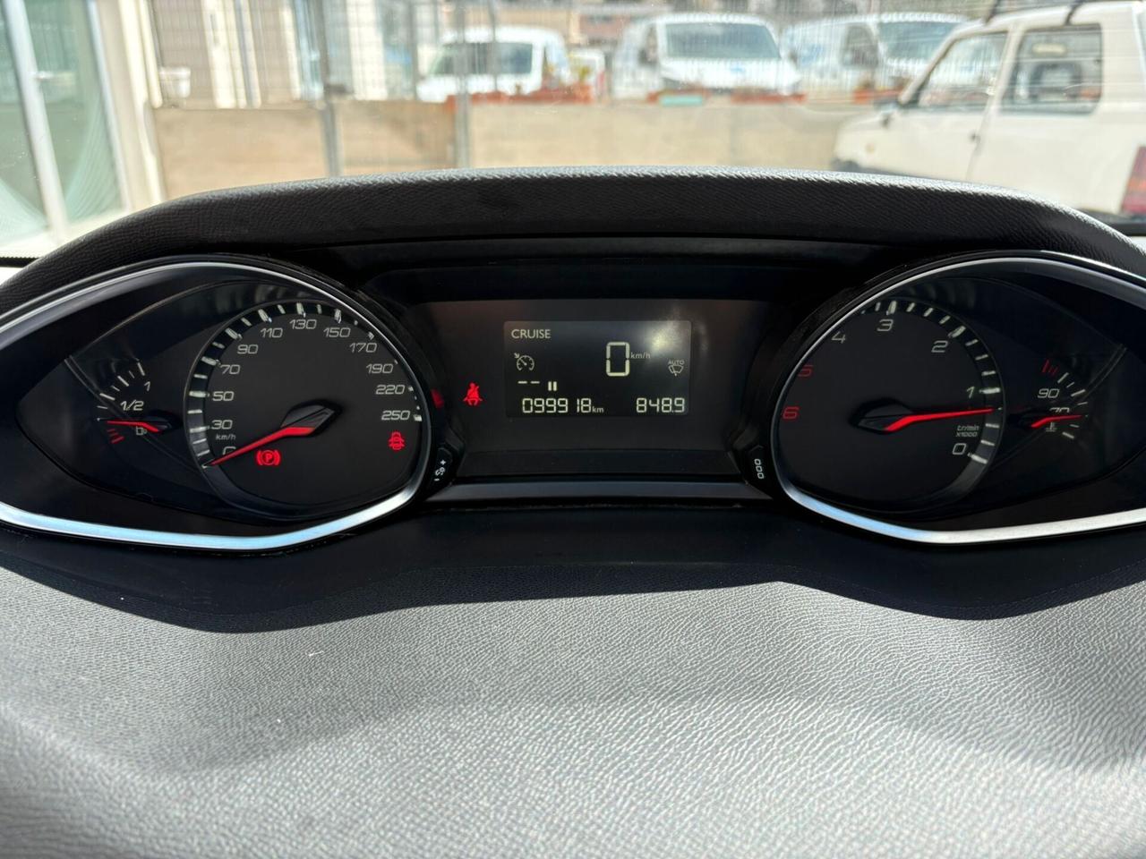 Peugeot 308 BlueHDi 130 S&S SW Allure